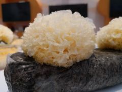 银耳汤总清汤寡水？大厨揭秘1步绝招，黏稠香甜全家抢着喝